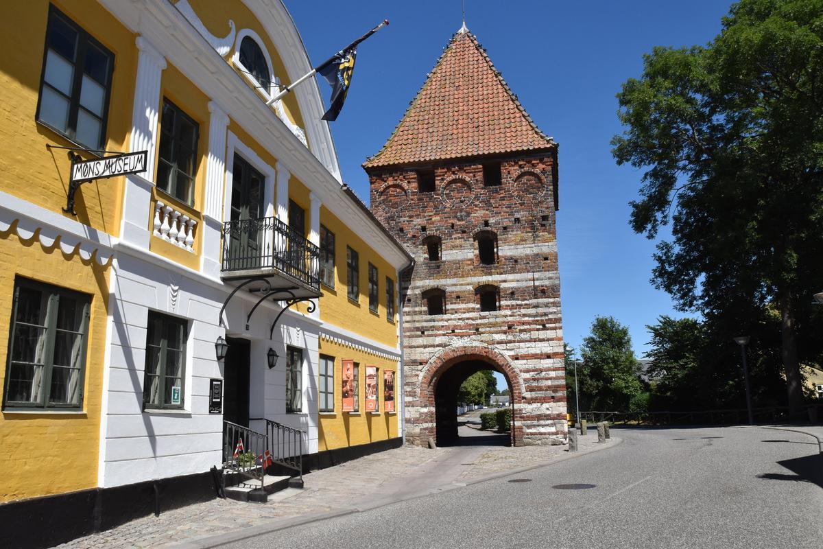 Außenansicht des Moens Museums